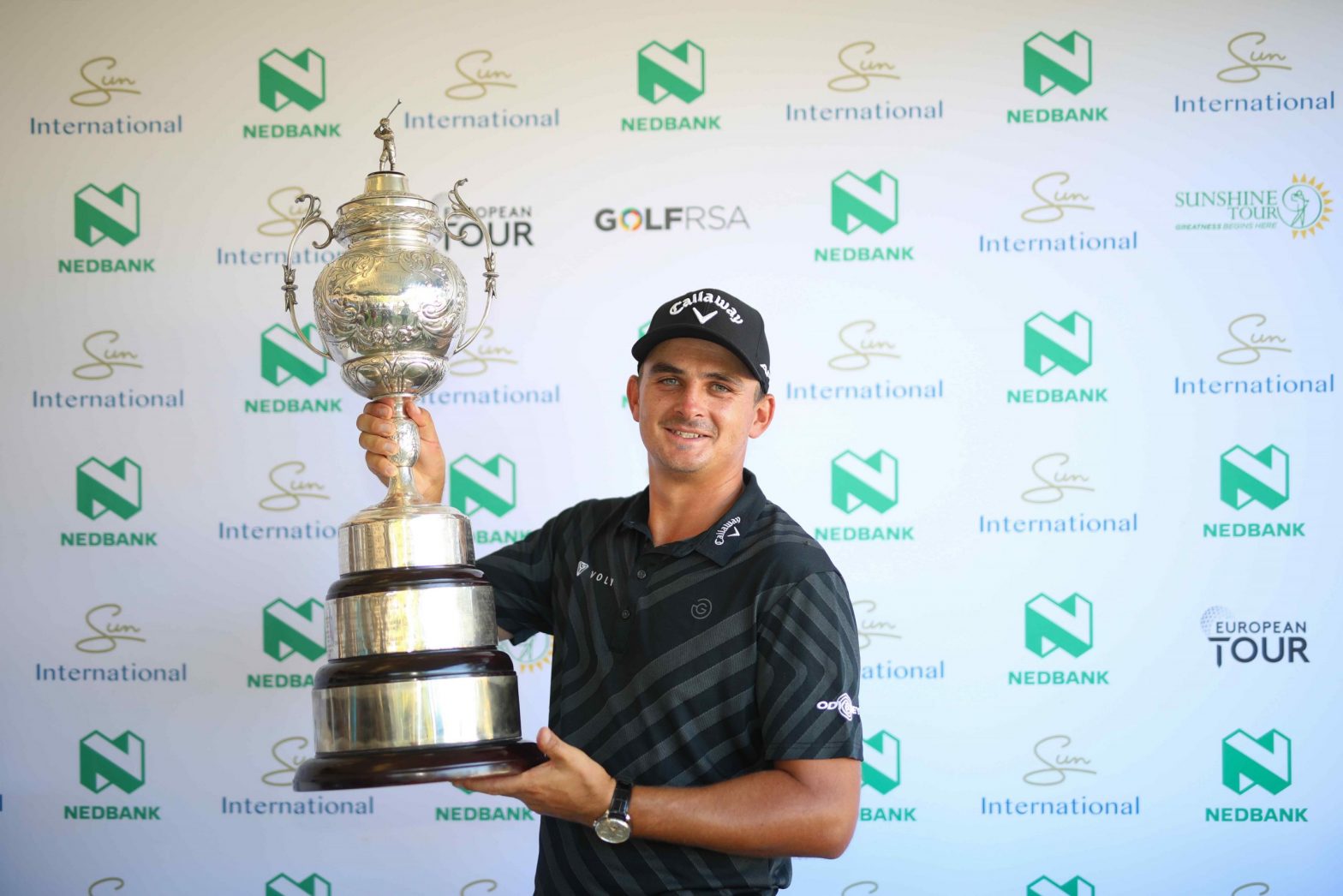 Bezuidenhout wins SA Open